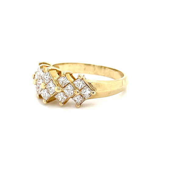 ESTATE 14K YELLOW GOLD RING WITH PRINCESS CUT DIAMONDS AND KNIFE-EDGE SHANK .75 TCW