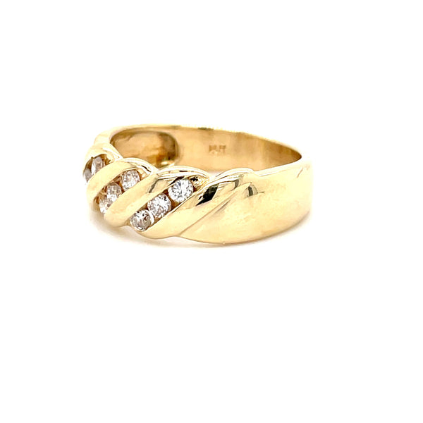 ESTATE 14K YELLOW GOLD RING WITH .40TCW AND HIGH POLISH SHINE