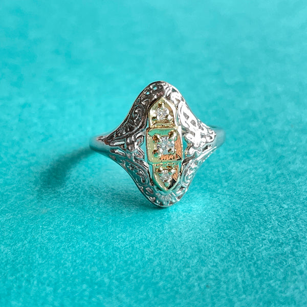 ESTATE 14k TWO-TONE FILIGREE STYLE RING WITH .10TCW DIAMONDS