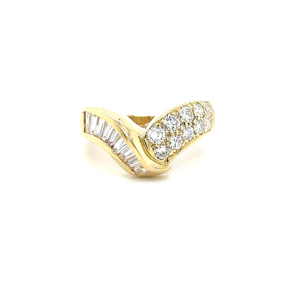 Estate 18K Yellow Gold Chevron Ring with 1.25ctw Diamonds