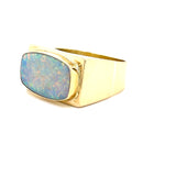 ESTATE18K YELLOW GOLD MEN’S RING WITH CREATED OPAL