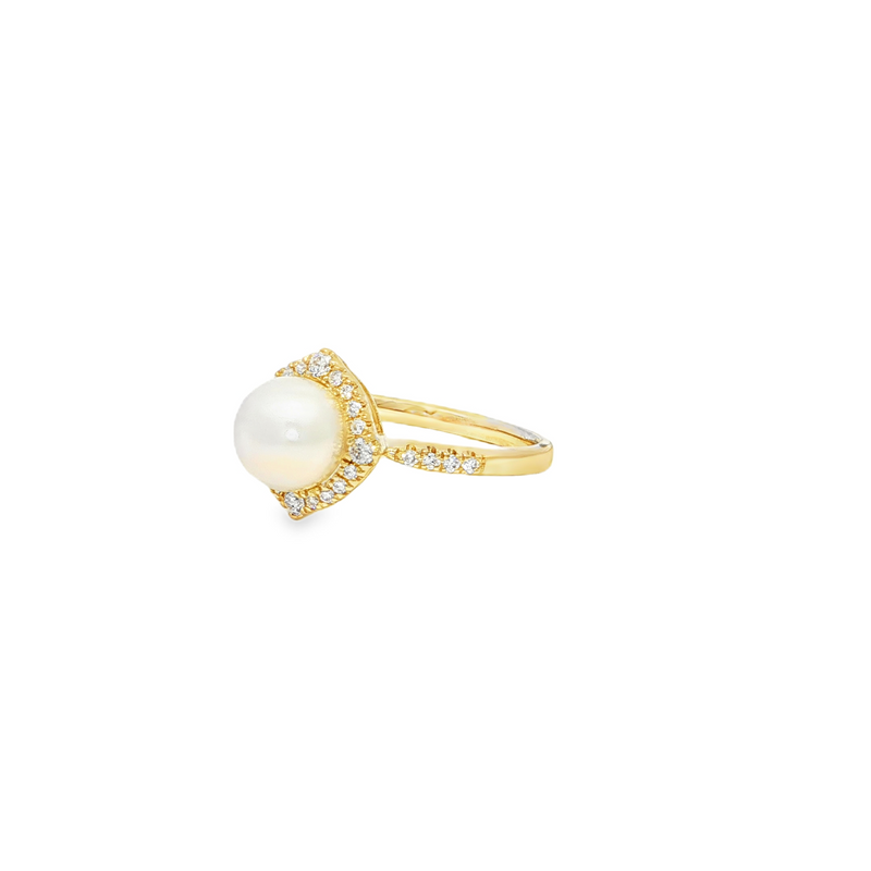 14k Yellow Gold Pearl Halo Ring