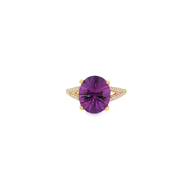 10KY Oval Starburst Amethyst Ring with Split Shank & Diamond Accents
