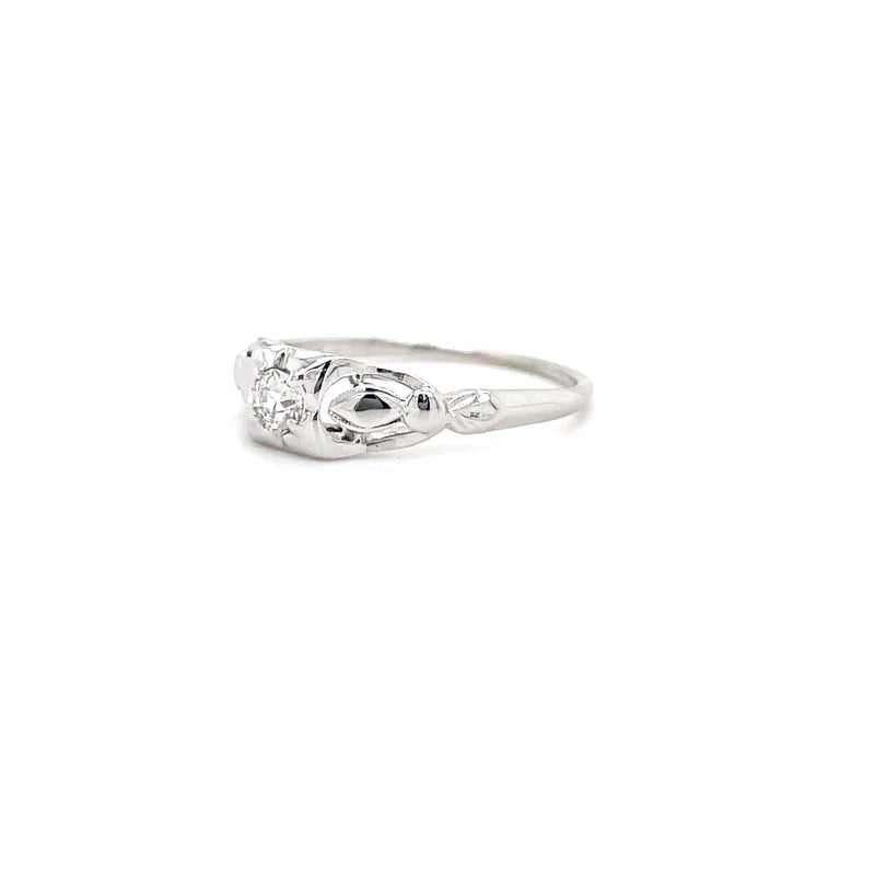 ESTATE 18K WHITE GOLD .13CT DIAMOND FILIGREE RING